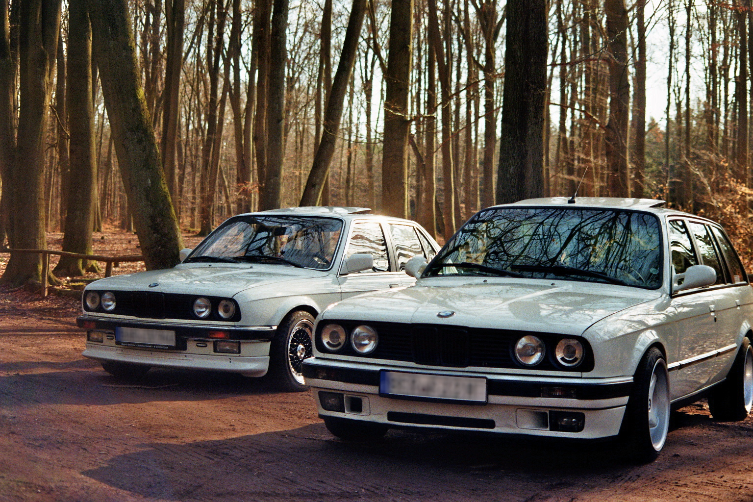 BMW E30 320i Touring // E30 320i Limousine