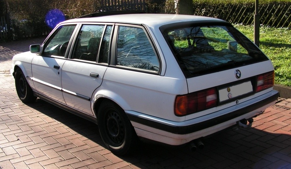 BMW E30 324td touring 1989 tiefergelegt - ein Klassiker