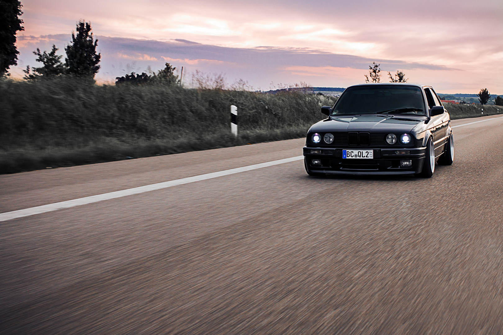 BMW E30 Rolling Shot