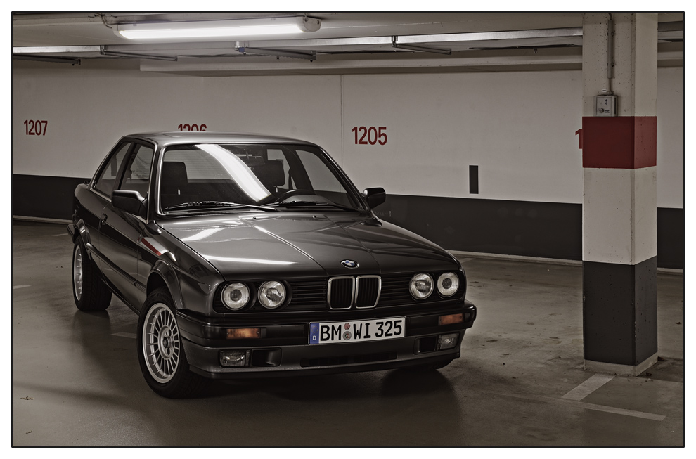 BMW E30 Tief...