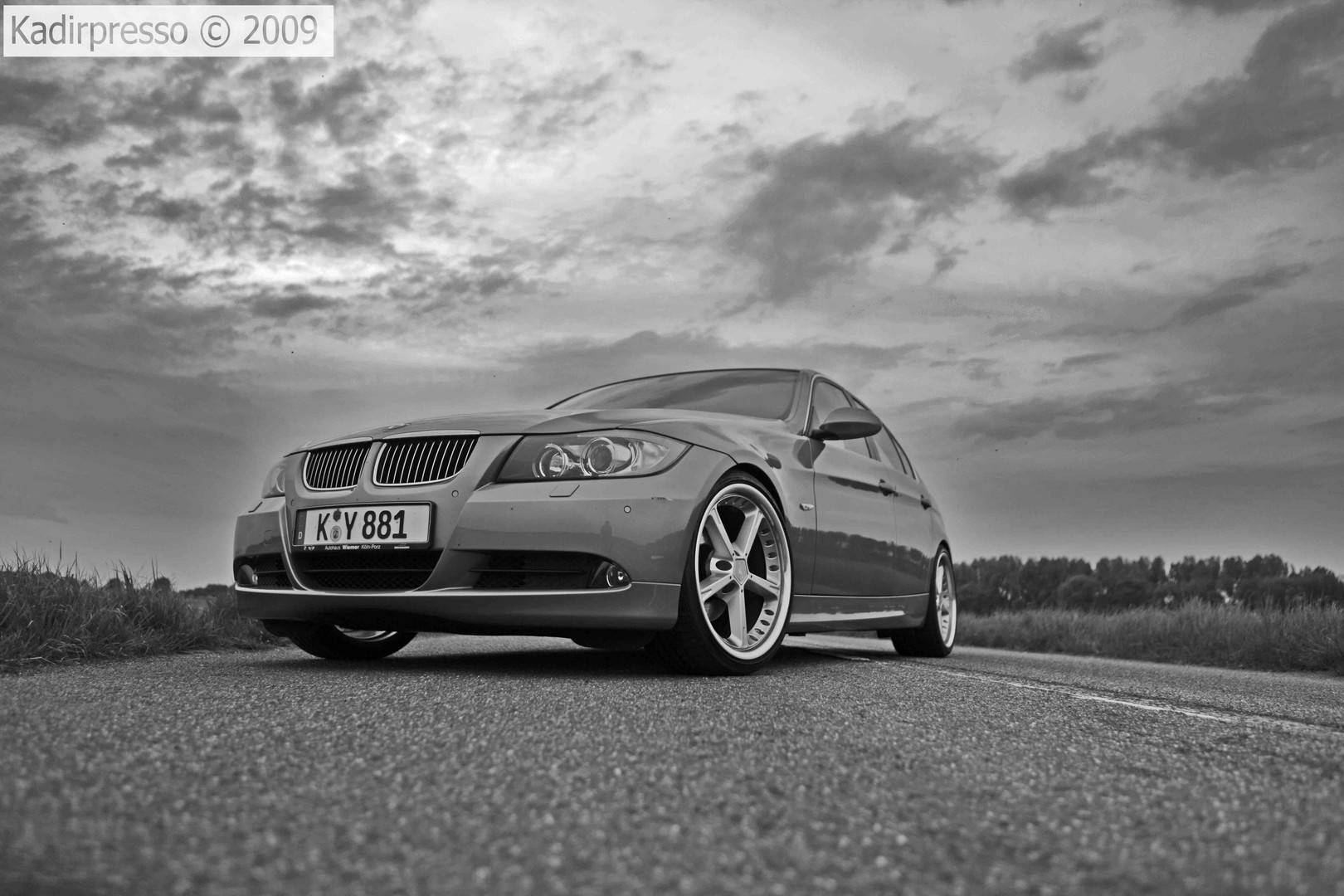 BMW E90 325i