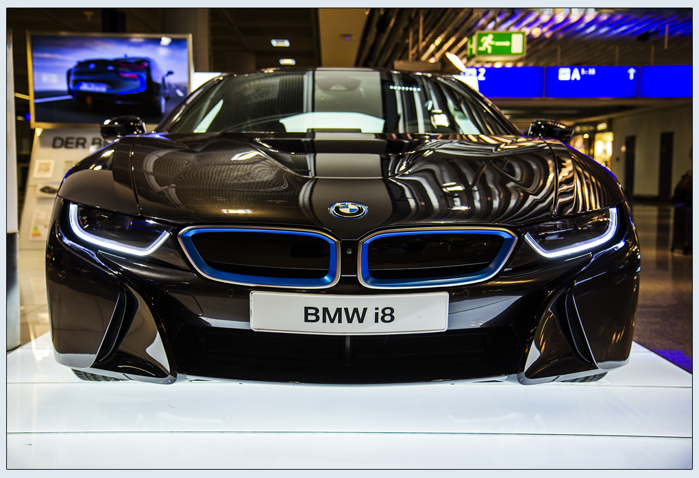 BMW I8