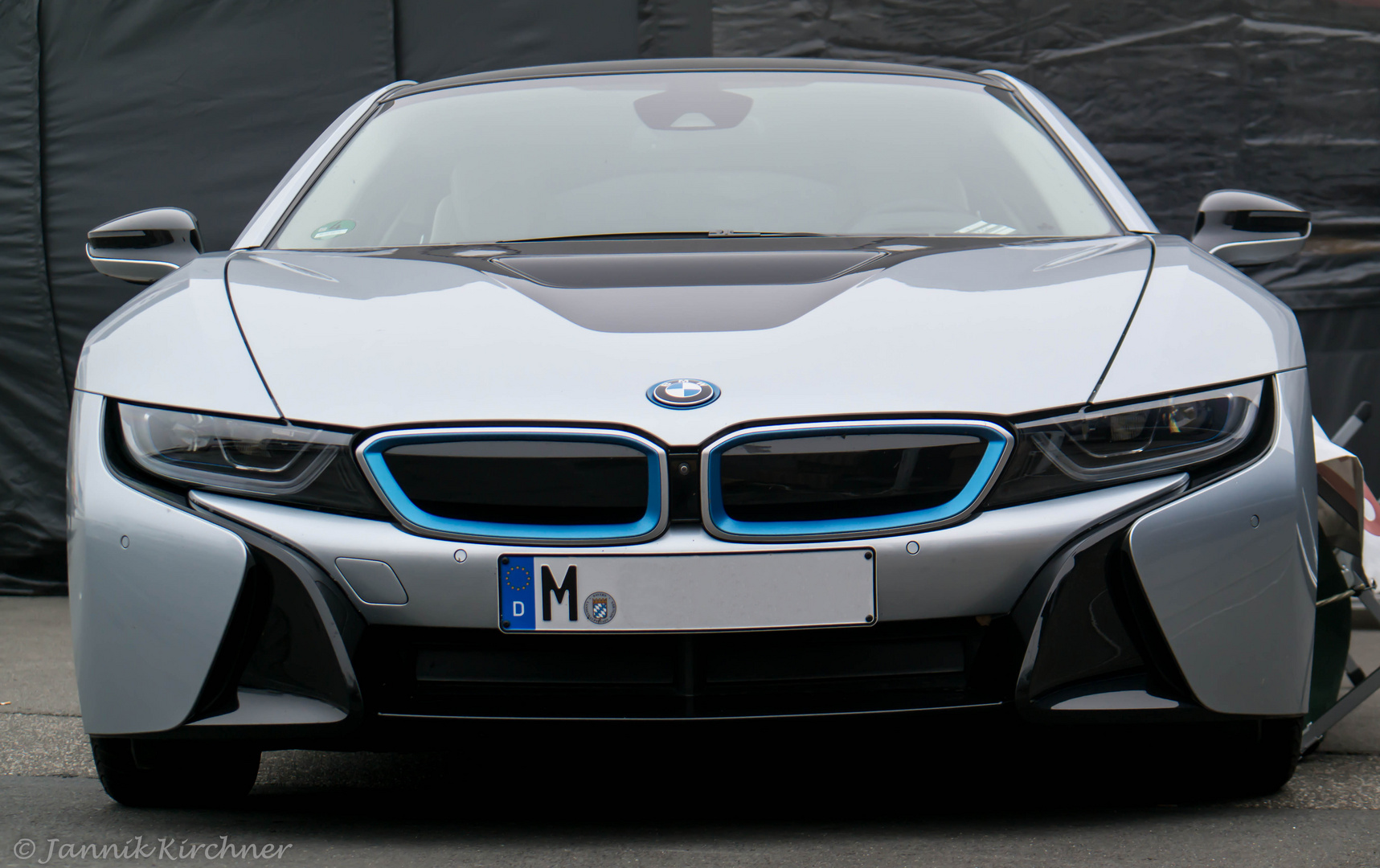 BMW i8