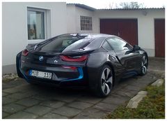 BMW i8