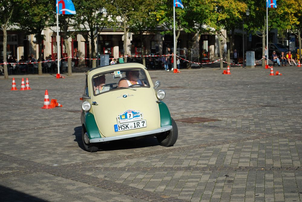 BMW Isetta auf der Domplatte in Neheim