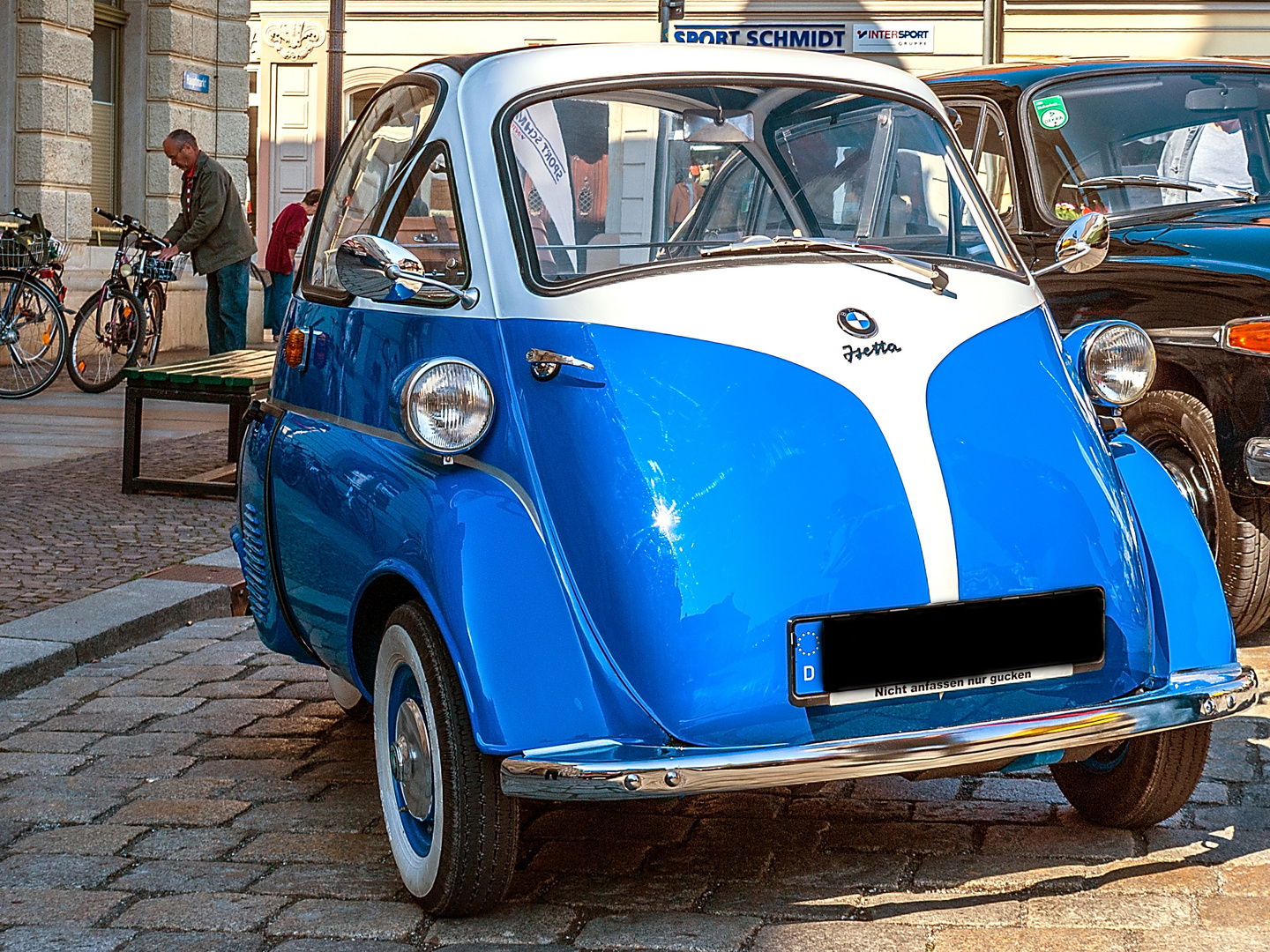 BMW Isetta "Knutschkugel"