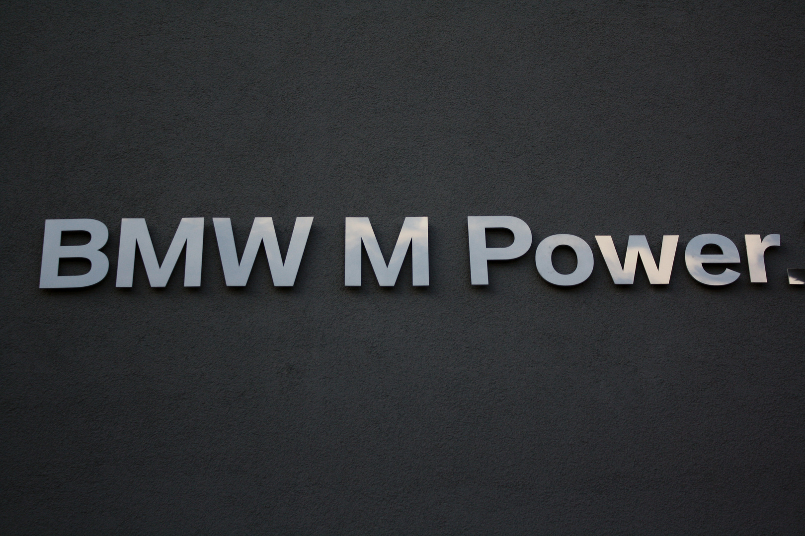 BMW M-POWER.