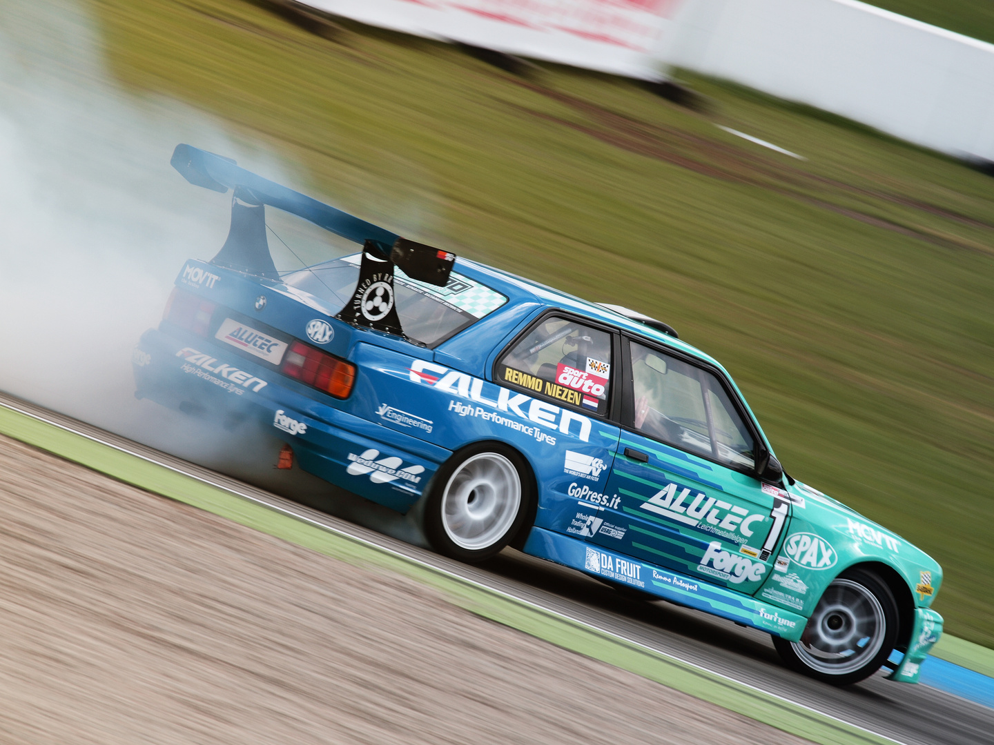 BMW M3 E30 V8 drift - Remmo Niezen | Tuner GP Hockenheim 2013