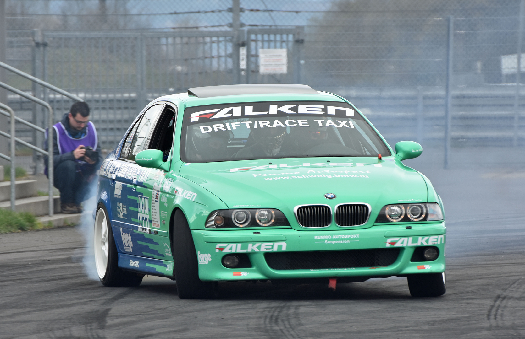 BMW M5 Falken Drift-Show Remmo Niezen (Nürburgring) 2016