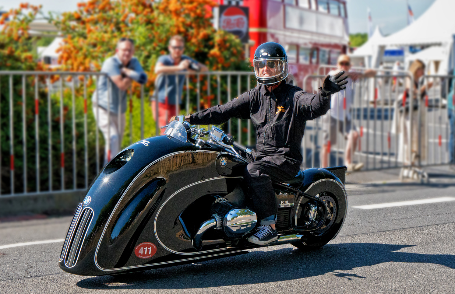 BMW R 18 - Kingston Air Stream Roadster limited edition