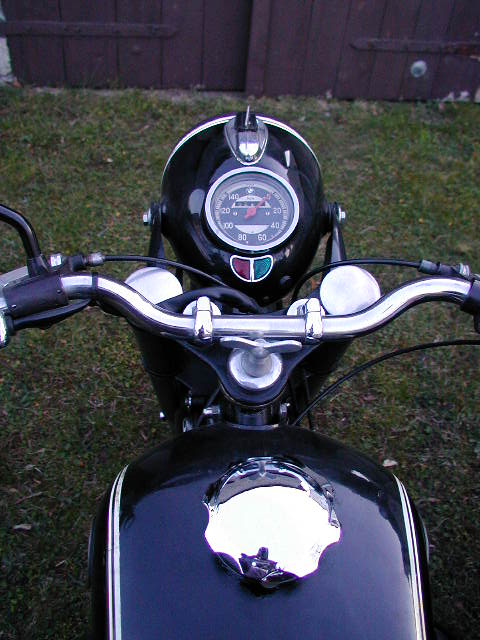 ...BMW-R25 Armaturen...abendliche (Dr)aufsicht.....