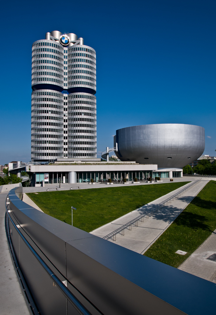 BMW Tower und Museum