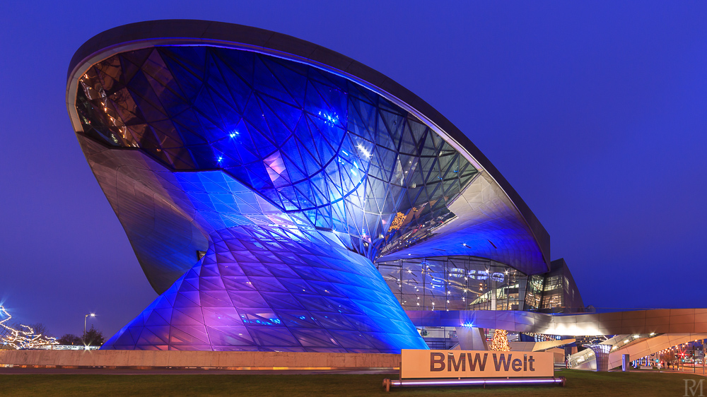 BMW Welt (2)