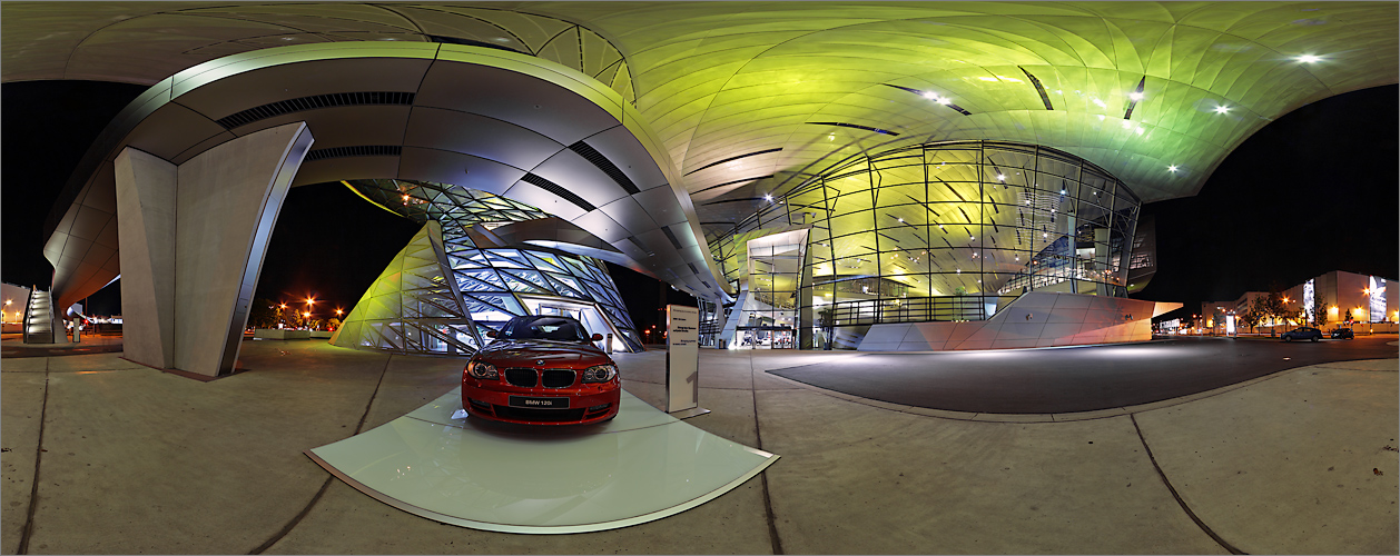 BMW-Welt 360°