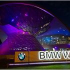 BMW Welt am späten Abend