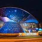 BMW Welt bei Nacht