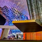 BMW Welt bei Nacht - Spiel der Formen und Farben 2