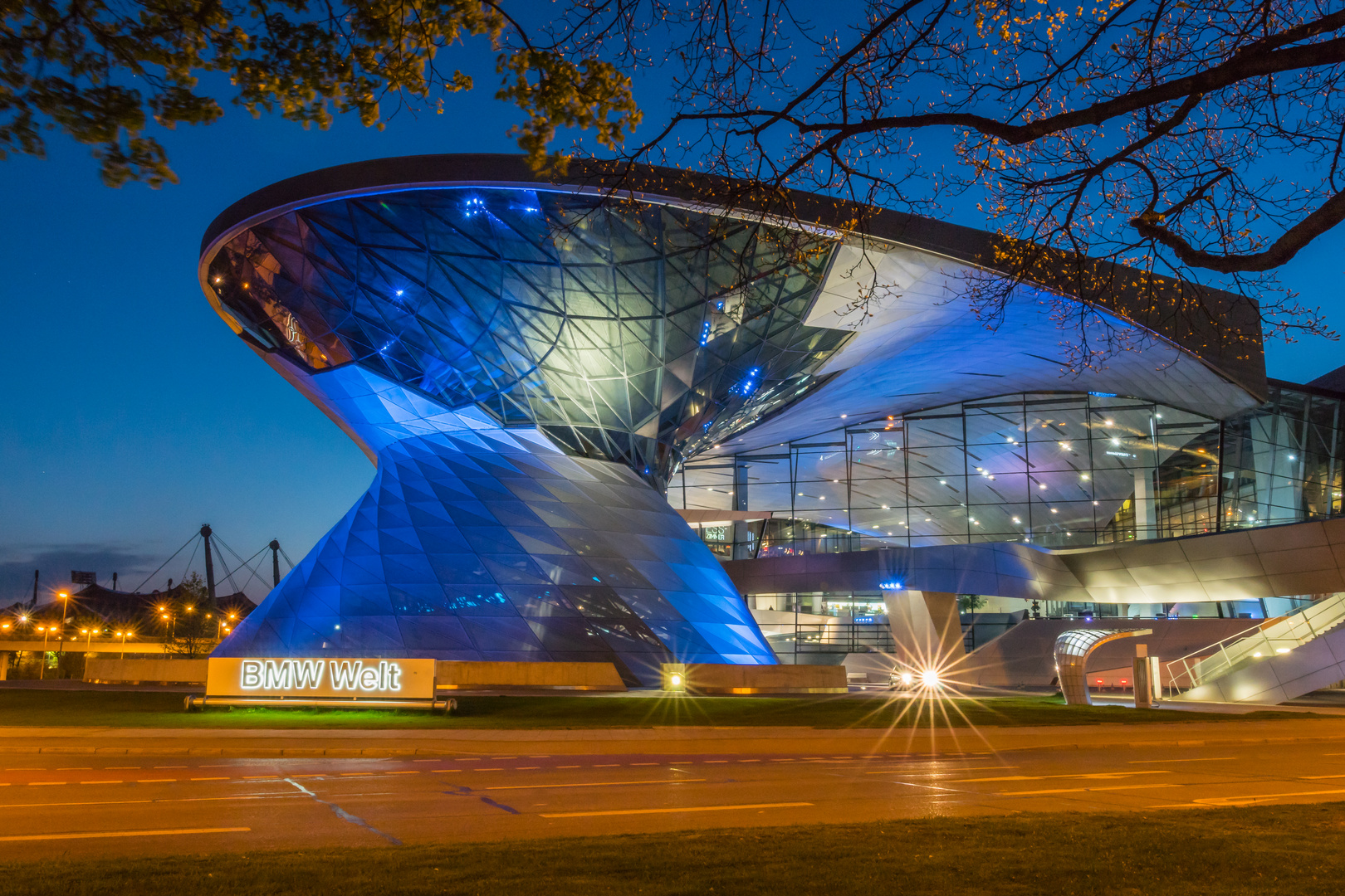 BMW Welt I