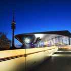 BMW Welt mit Fernsehturm