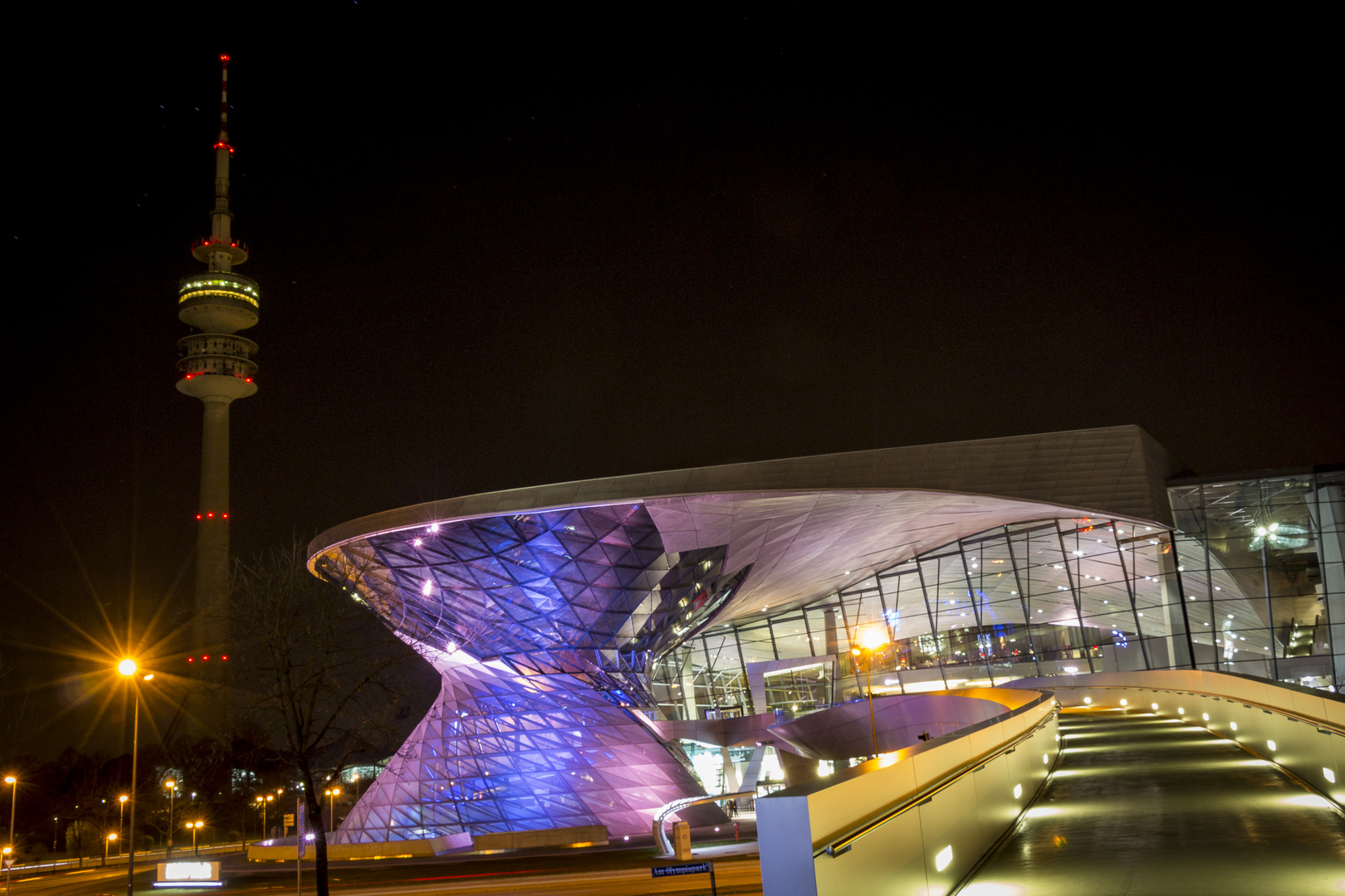 BMW Welt - Nachtaufnahme