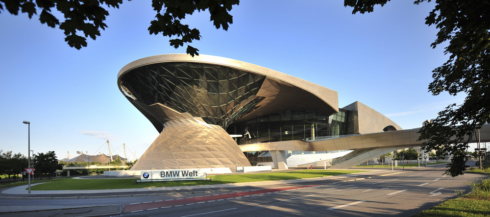 BMW Welt vom Mittleren Ring