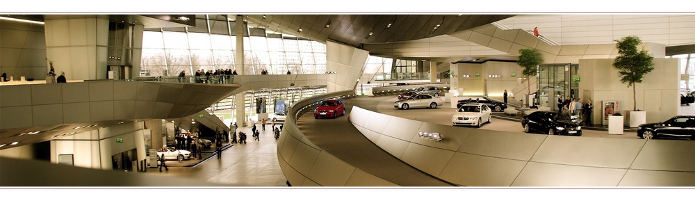 BMW-Welt (warm+red)