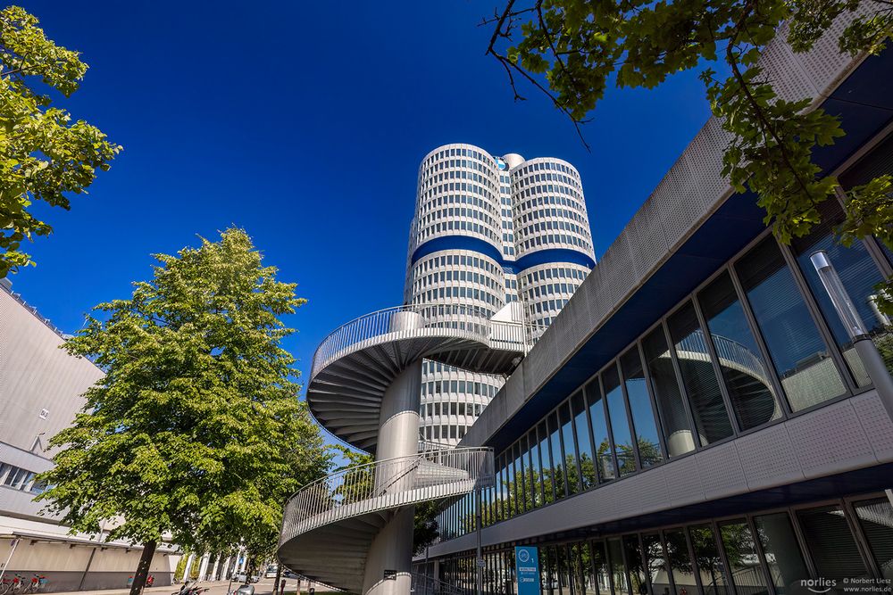 BMW Zentrale mit Rundtreppe