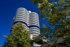 BMW Zentrale Perspektive