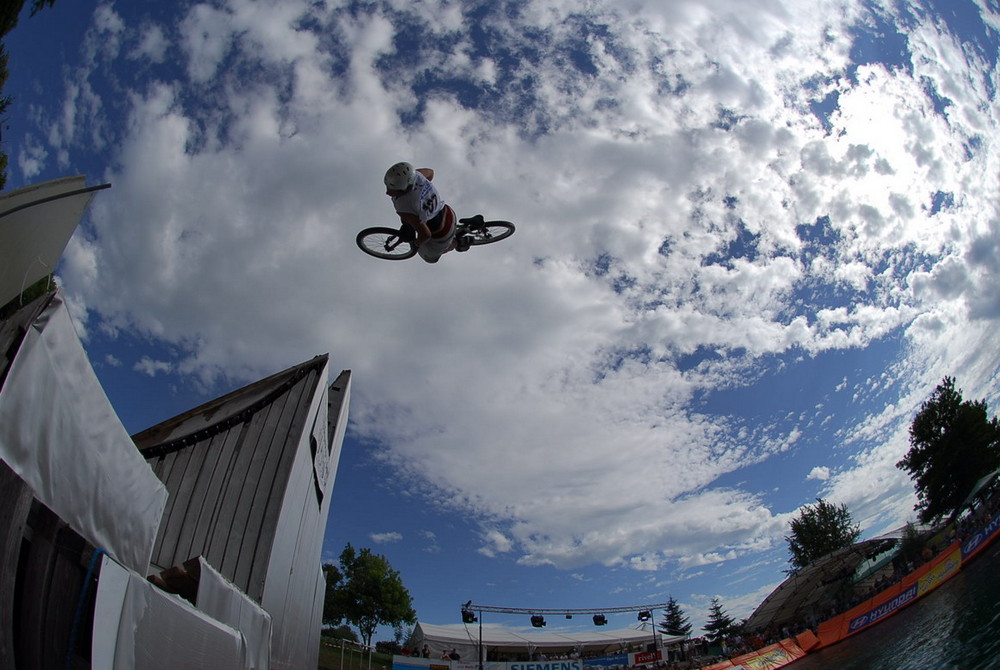 BMX-Backflip