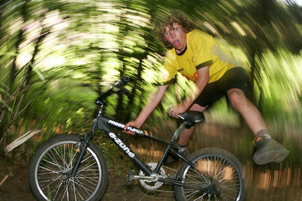 BMX im Wald