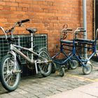 BMX vs. Rollator. Wenn Generationen sich treffen. Kopenhagen Dänemark.