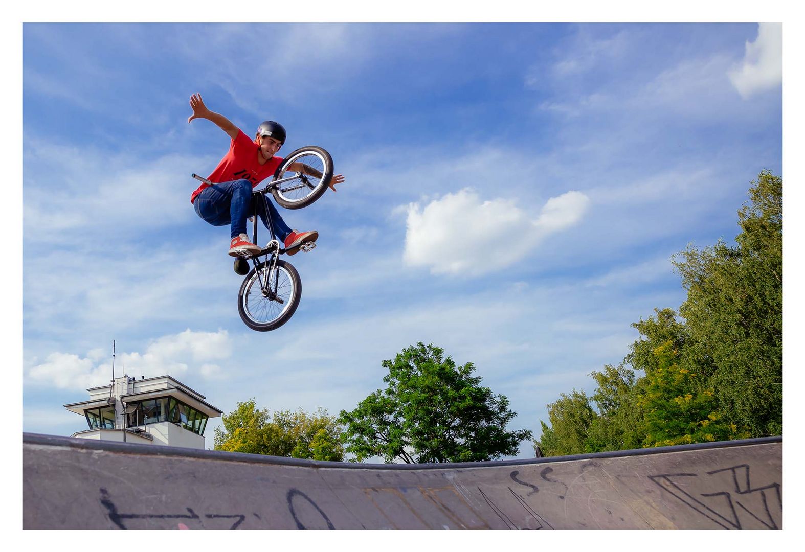 BMX with Silas - No Hand Air