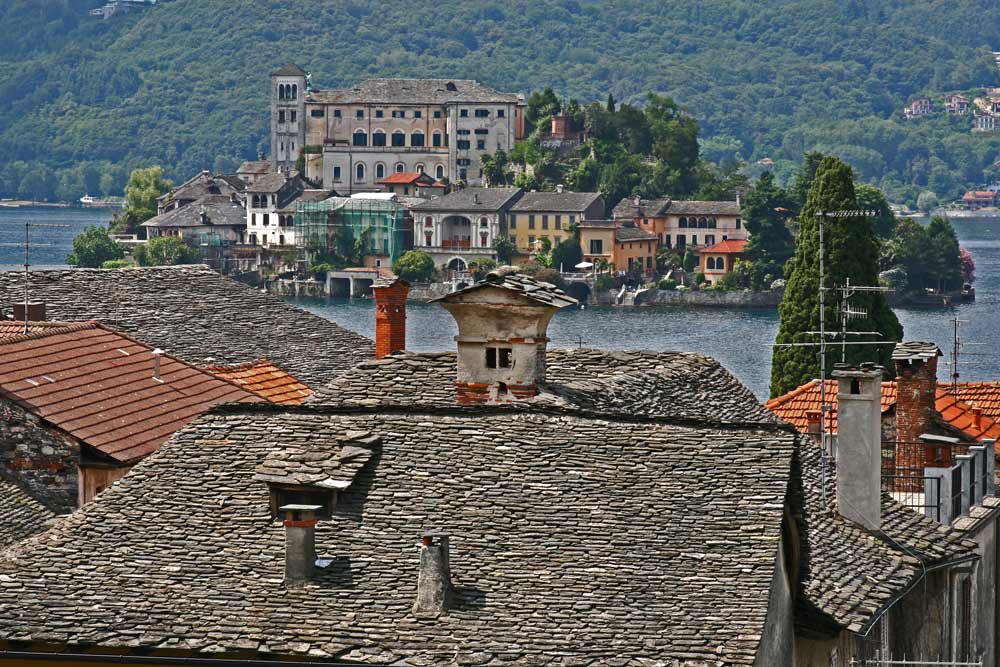 BNEDIKTINERINEN KLOSTER ST GIULIA LAGO DI ORTA