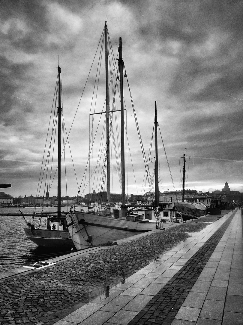 Boat in November