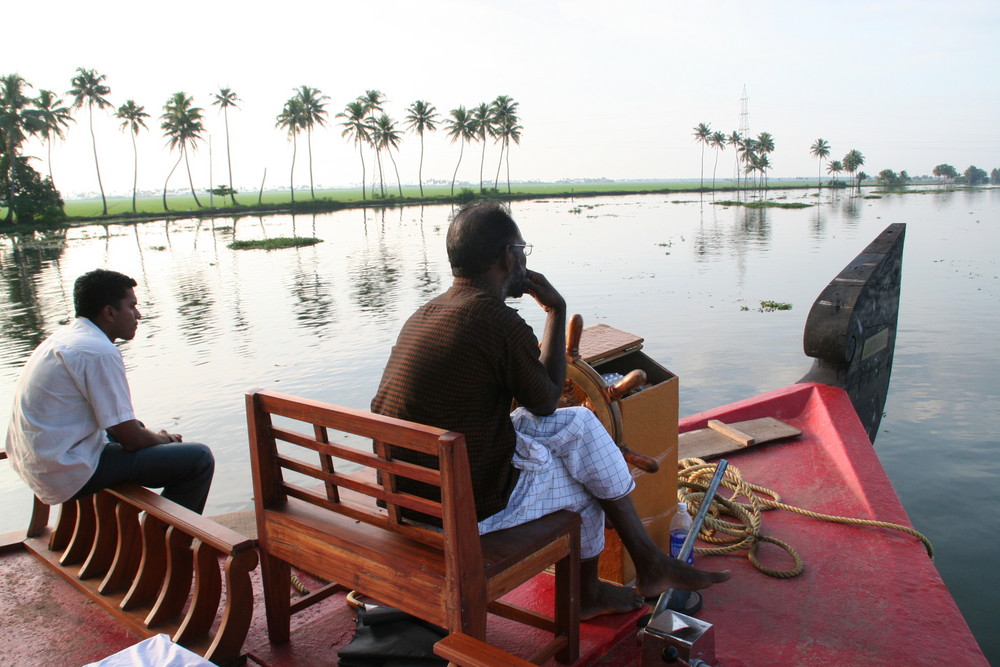 BOAT  Kerala backwater + Reisestory Ü1100K