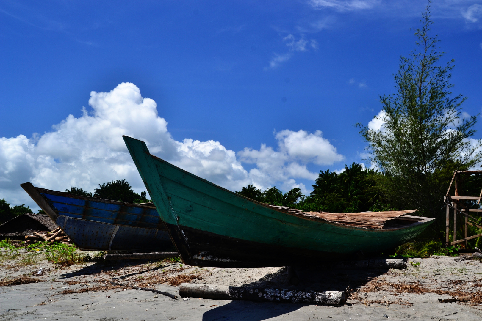 boat on the beach