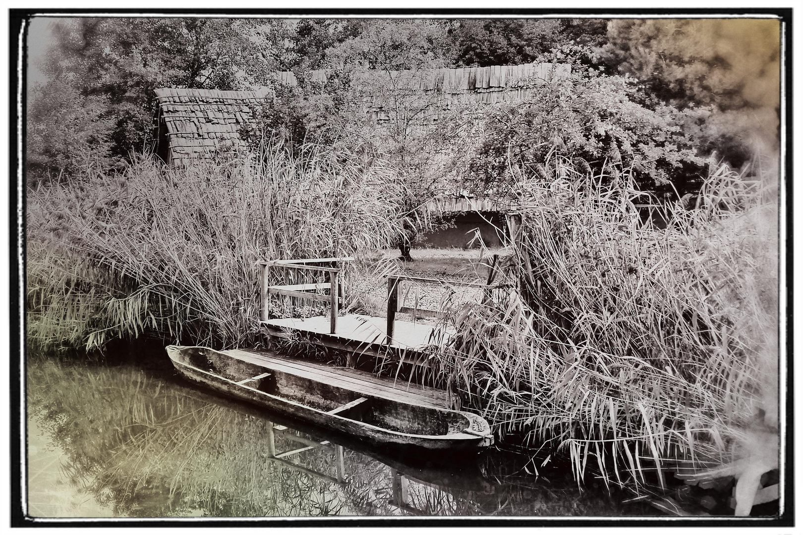 Boat on the river...