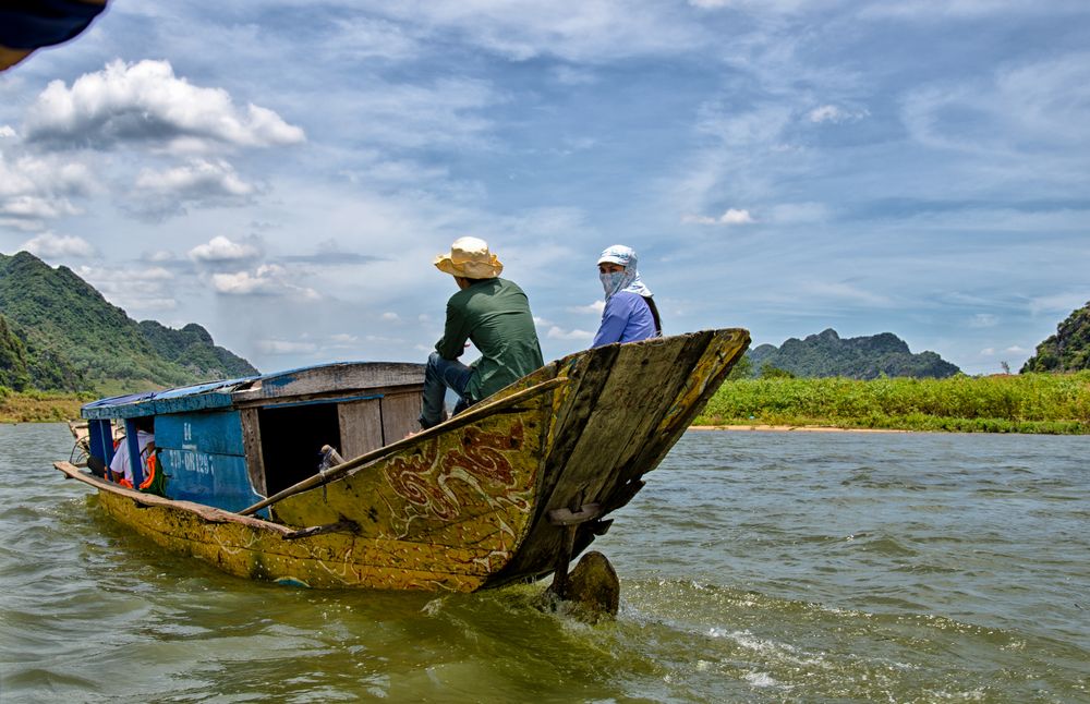 Boat Tuarek in Vietnam