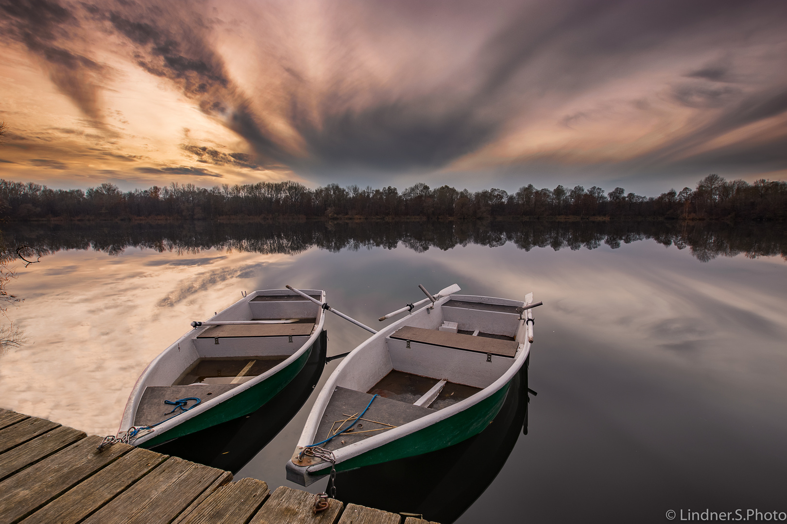 boats are waiting