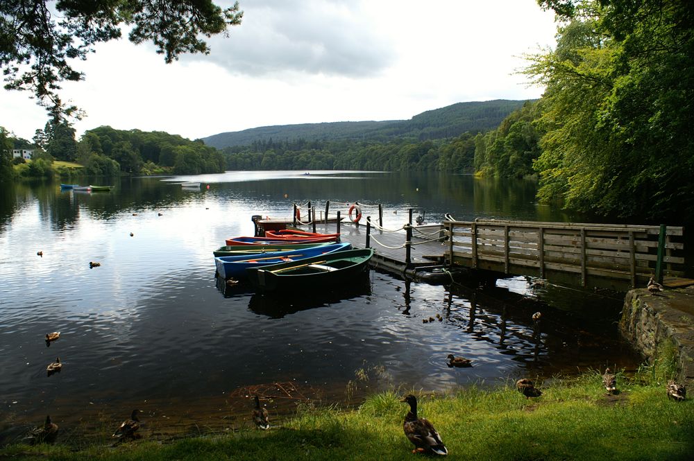 boaty station