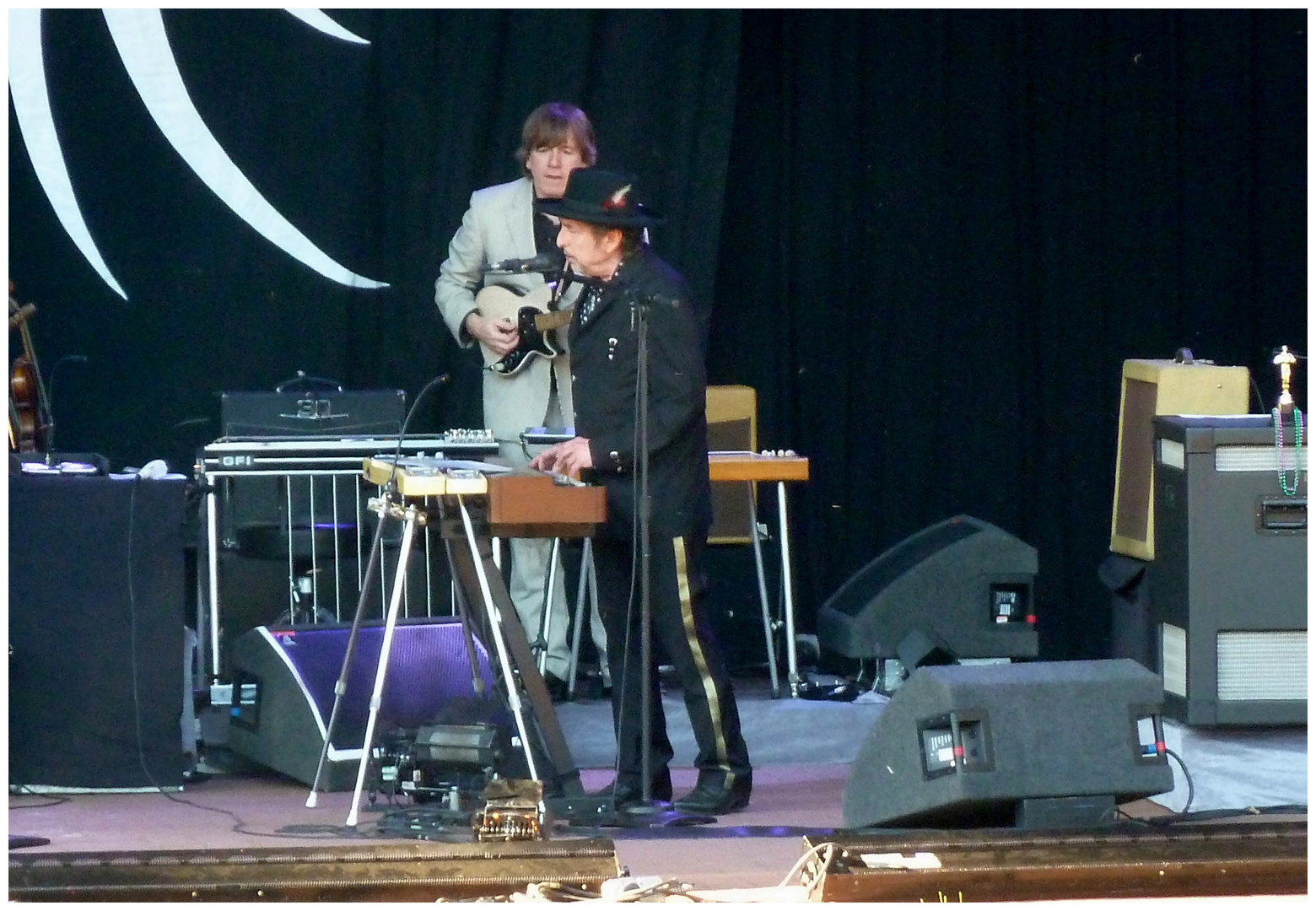 bob dylan im stadtpark hamburg am 26.6.2011. .