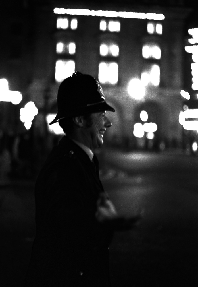 Bobby am Piccadilly Square 1969