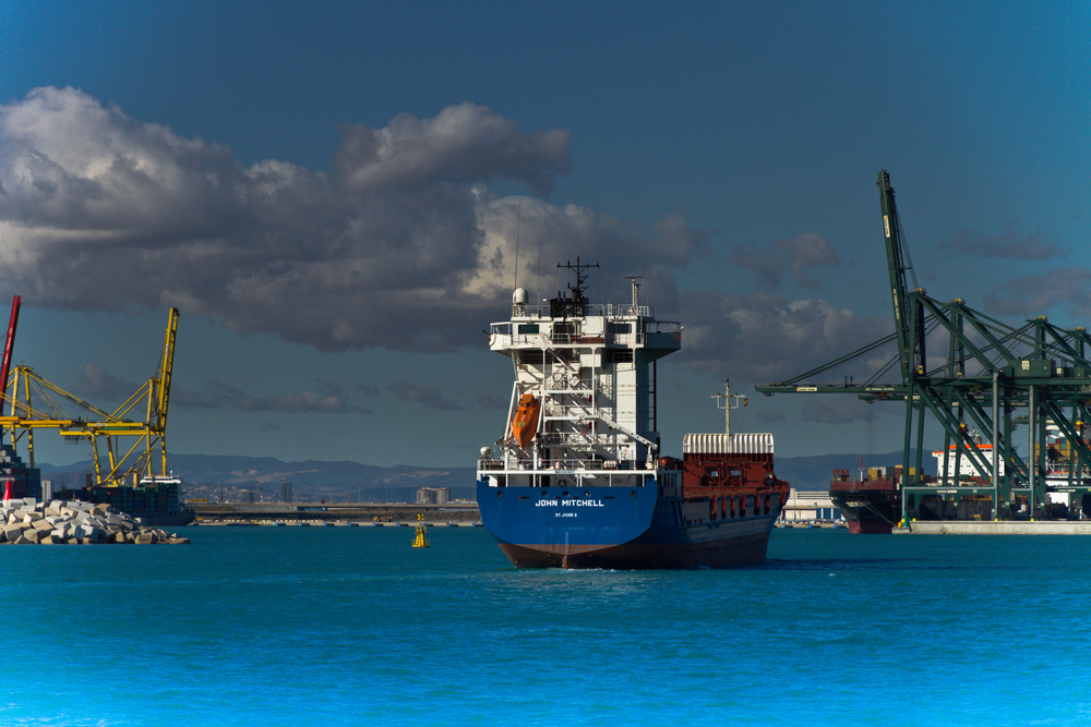 Bocana del puerto de Valencia.