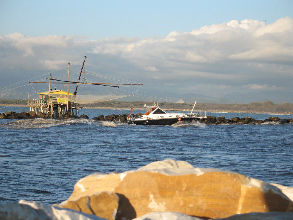 ...bocca d'Arno...a Marina di Pisa