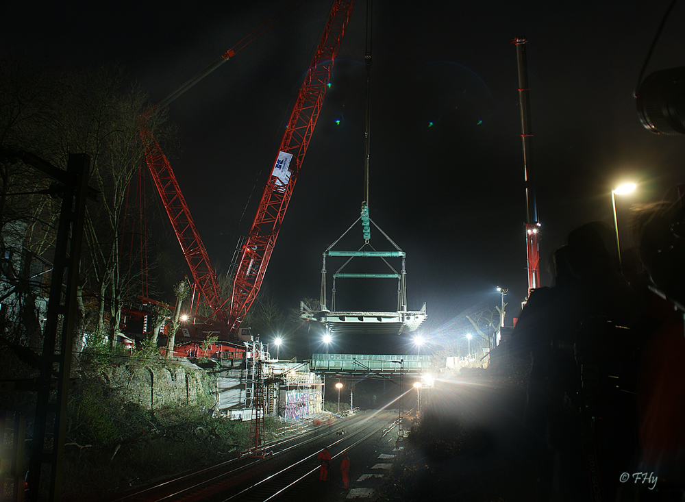 Bochum: Abbau einer 340t Brücke