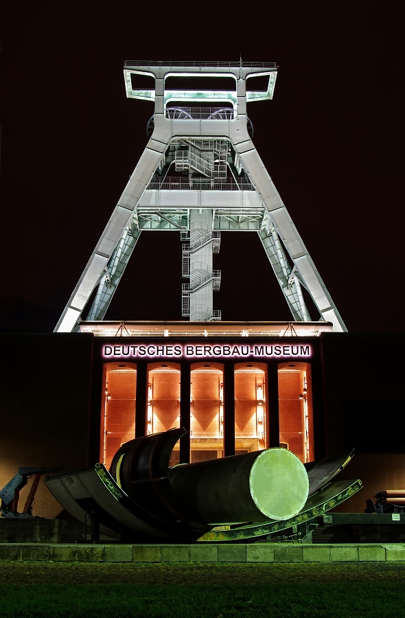 Bochum Förderturm am Bergbaumuseum Foto & Bild deutschland, europe
