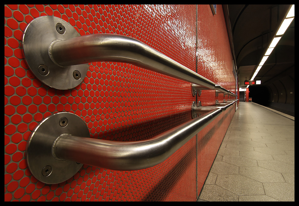 Bochumer U-Bahn Station Hauptbahnhof -Handlauf-