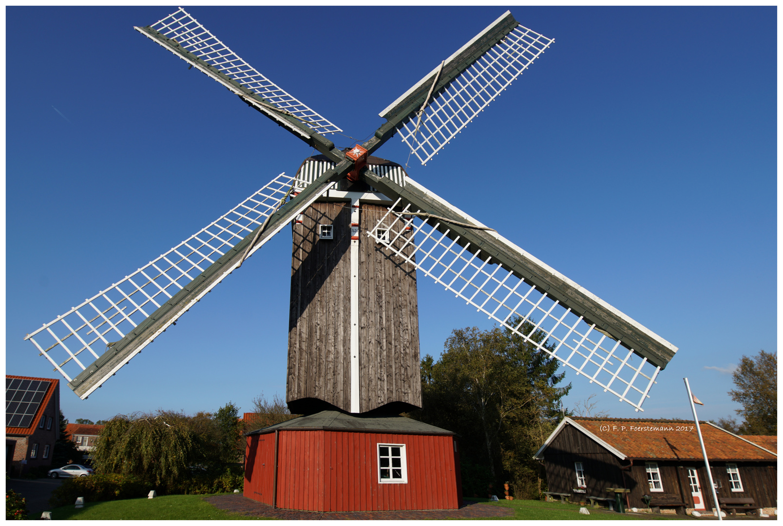 Bockwindmühle von 1626 in Dornum