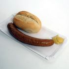 bockwurst mit senf.