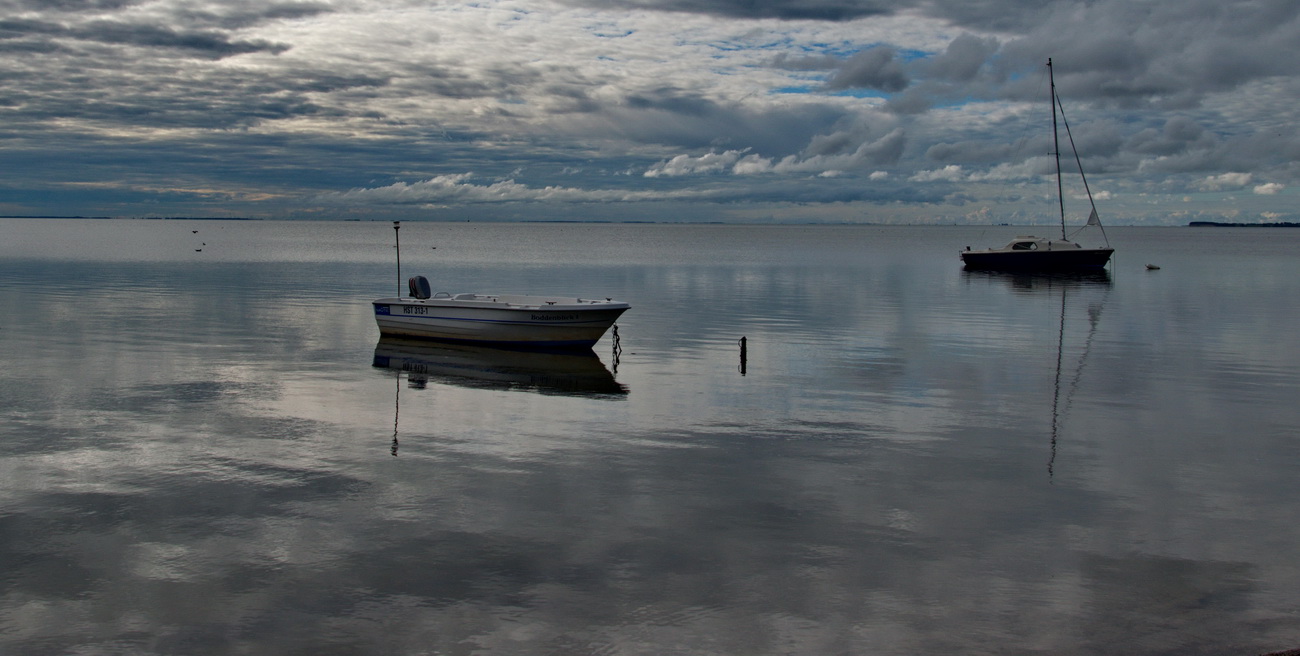 Bodden mit Booten 